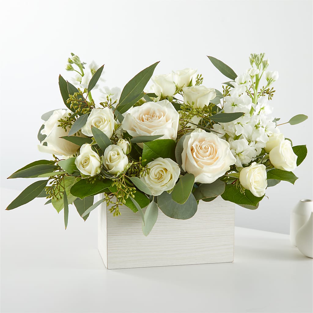 Fresh Linen Box Bouquet – City Market, Grand Junction CO