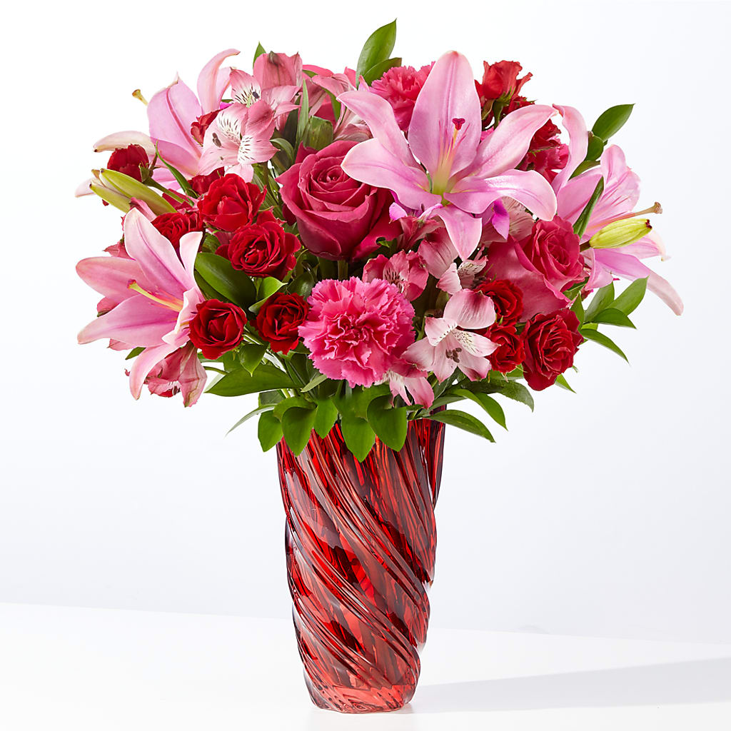 In Love Bouquet with Luxe Swirl Vase – City Market, Grand Junction CO