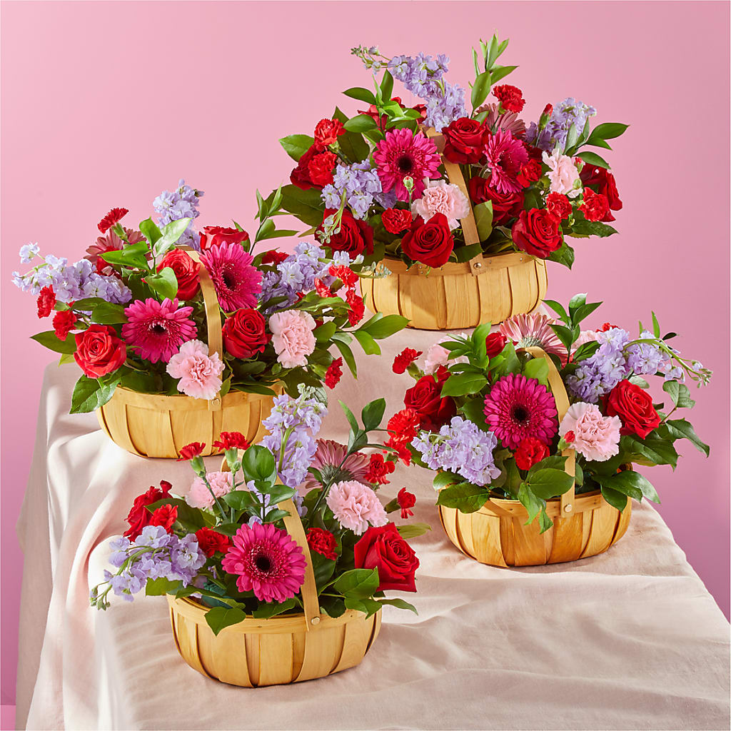 Pink Picnic Basket –  City Market, Grand Junction CO