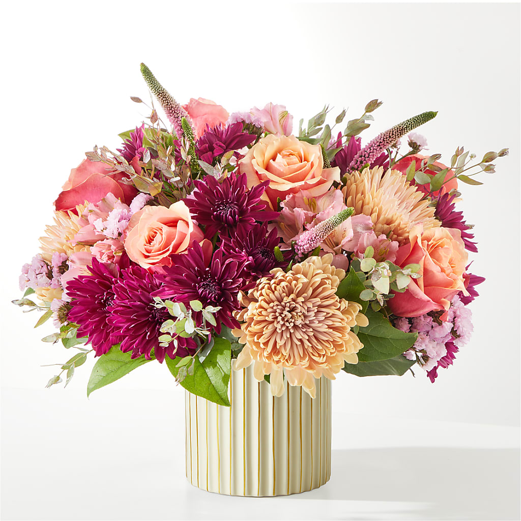 Berry Cobbler Bouquet with Ivory Vase –  City Market, Grand Junction CO